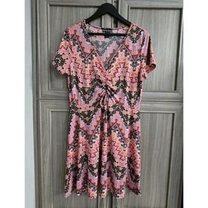 Kristen Nicole‎ Dress Large Short Sleeve Geometric Pattern